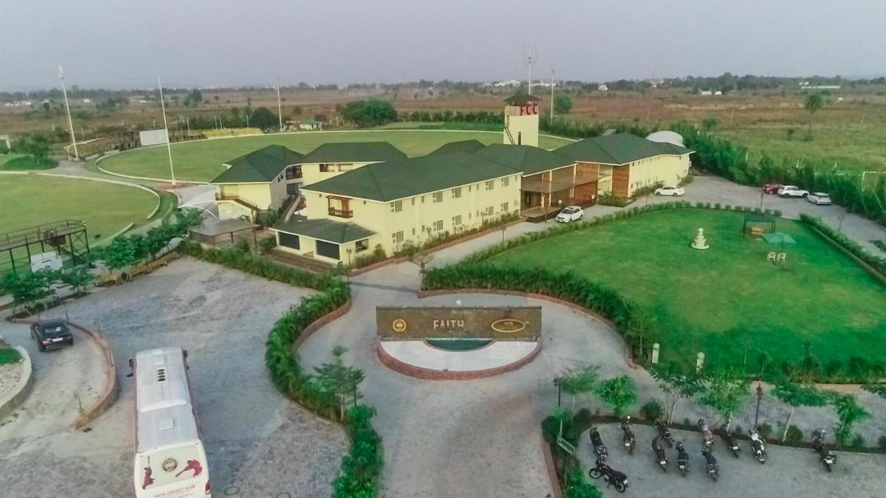 Faith Cricket Club & Resort Bhopal Exteriör bild